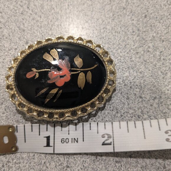 BROOCH - Picture 1 of 5